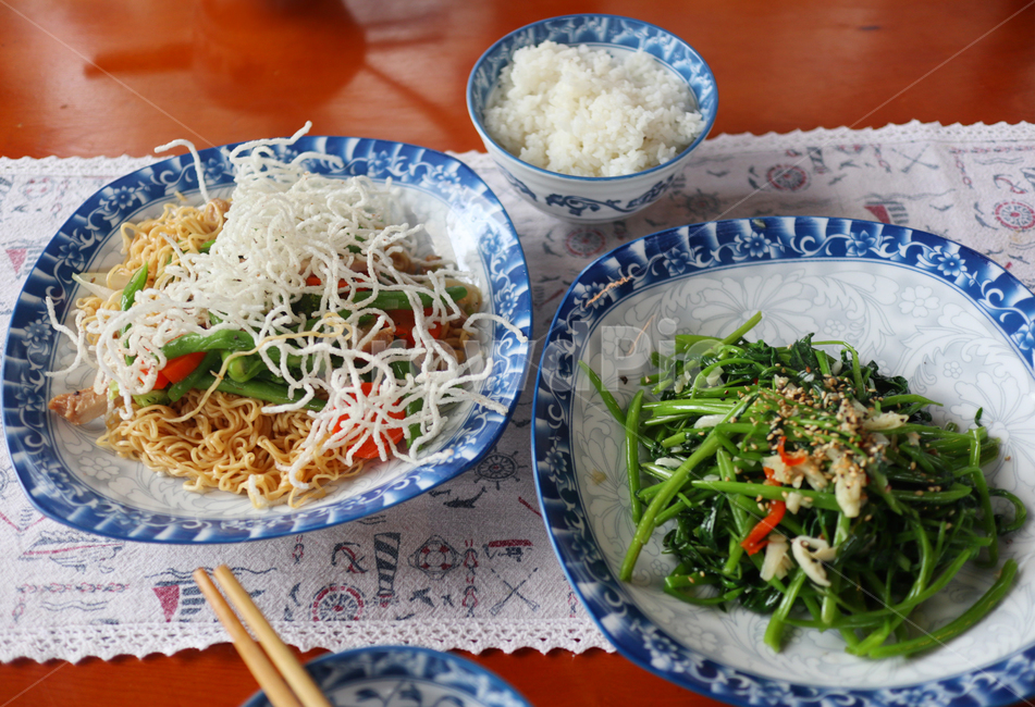 베트남음식,베트남가정식,라면볶음,공심채,모닝글로리,음식,식재료,요리,food,cook,meal,dishes,food reserves