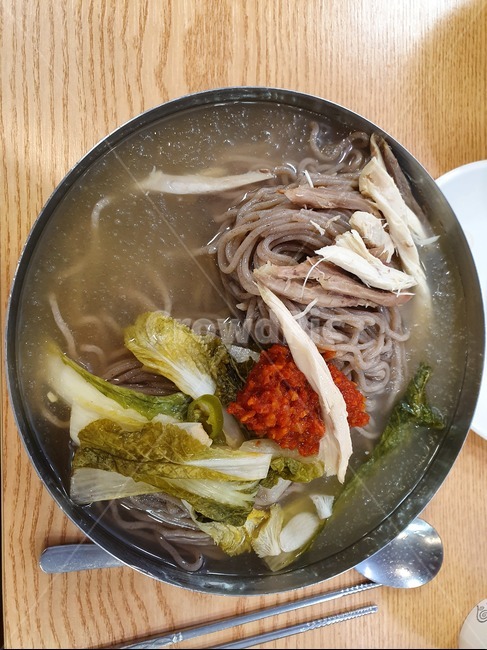 초계국수,시원한음식,국수,담백한,식초