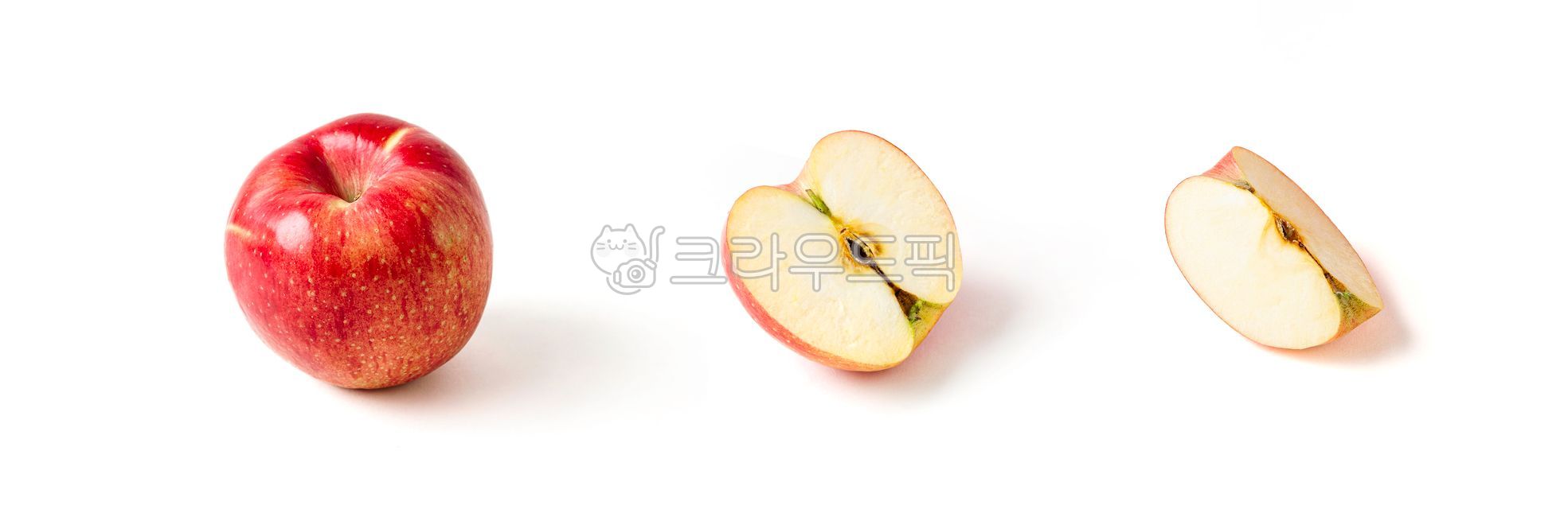 half,color,fruit,portion,red,apple,white nuki,vegetarian,ingredients,ripe,season,diet,bundle,organic,group,harvest,set,raw,food ingredients,3 pieces,food,vitamin,dessert,piece,closeup,fresh,sweet,Gourmet,colorful,object