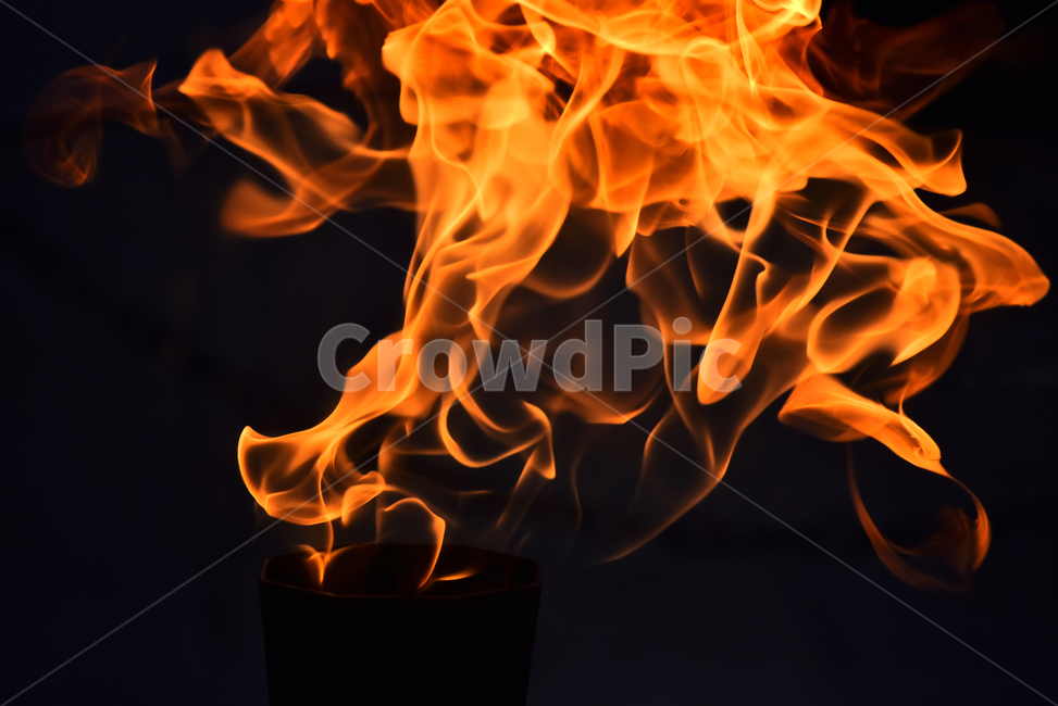 불꽃,화염,불,파이어,모닥불,fire,타오르다,검정,오렌지색,노랑색,flame,blaze,flare,뜨거움,열기,heat,백그라운드,배경,바탕,background