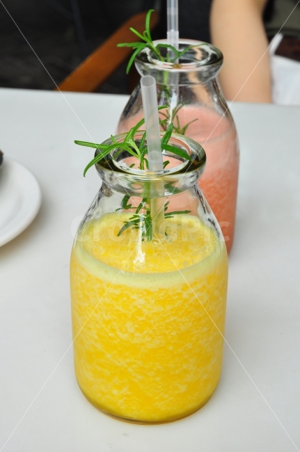 주스,자몽,오렌지,자몽주스,오렌지주스,레스토랑,점심,브런치,음식,음료수,여름,juice,redgrape,orange,restaurant,lunch,brunch,food,drink,음료수,drink,beverage