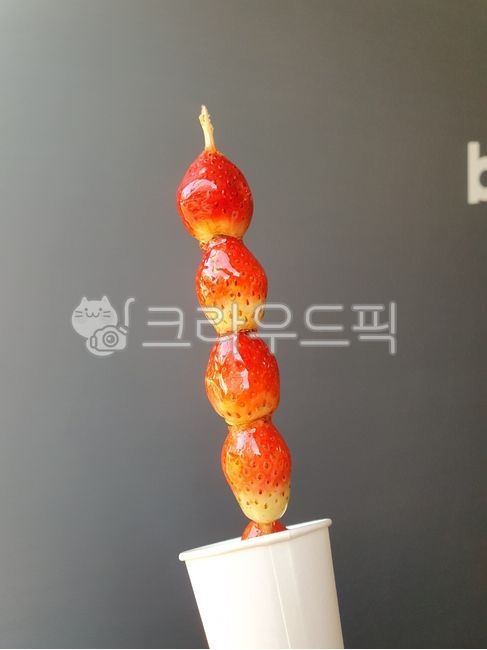 berry,fruit,strawberry,Tanghulu,Strawberry Tanghulu,food