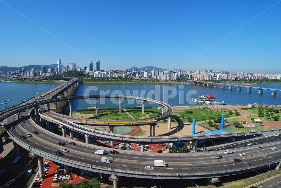 한강,서울,강남,빌딩,도시,풍경,비지니스,비즈니스,강,다리,대교,교량,청담대교,고층빌딩,스카이라인,교통,도로,자동차,교차로,램프,고수부지,뚝섬,뚝섬유원지,공원,한강공원,건축,건축물,도심,한국,강남구,무역센터,아셈타워,아이파크,산,아파트,건물,부동산,유람선,선착장,영동대교,도시풍경,대도시,파노라마,배경,도시,풍경,city,landscape,한국도시풍경,한국도시경관,korea cityscape,교통,교통수단,traffic,transportation,road,freeway,고속 도로