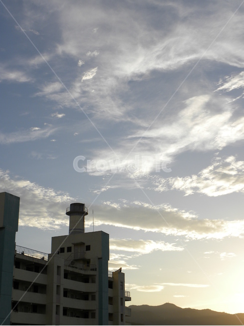 구름,하늘,해질녘,해질무렵,아파트,cloud,sky,sunset,sundown,dawn,굴뚝,chimney,건축물,건물외관,exterior,building,structure,architecture,construction