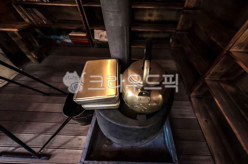 memory,old,retro,lunch box,Fireplace,kettle
