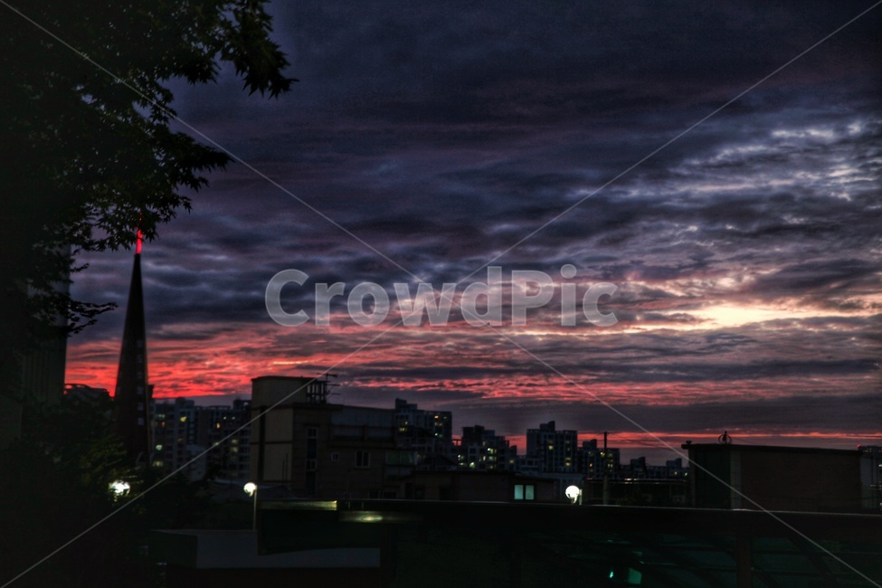 노을,저녁,풍경,감성,분위기,야경,밤,풍경,nightscape,night,landscape,도시,city,nature,자연,outdoors,옥외,sky,하늘,dusk,황혼,sunset,일몰,red sky,붉은 하늘,dawn,새벽