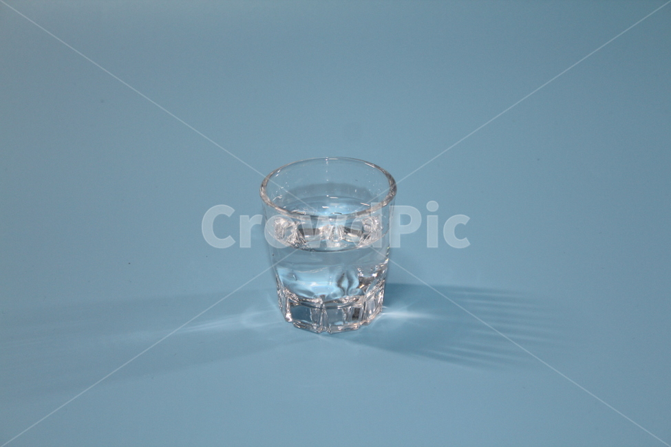 술,술잔,소주,알콜,음주,건배,음료,잔,술,주류,alcohol,사물,물건,오브젝트,thing,object,matter