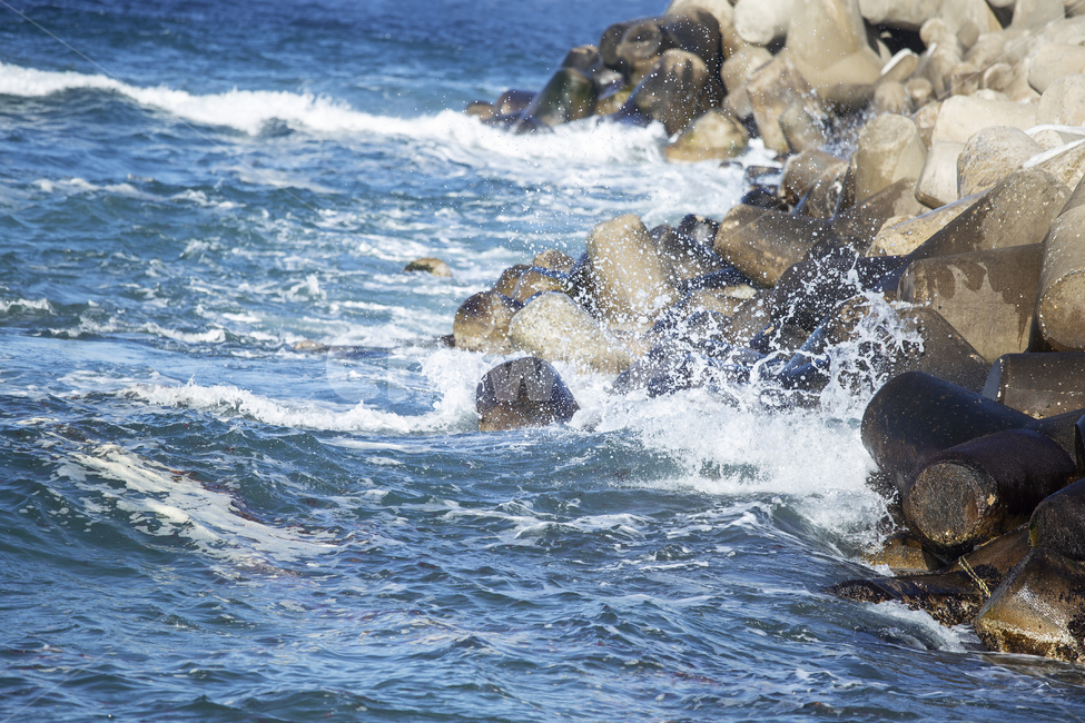 tide,breakwater,Harbor,harbor,winter sea,seawall,wave,sea,east coast,Coast,Beach,sight,broken,waters,stiff,spray,Anmok Port,fishing,eastcoast,Gangwondo,East Sea,korea,ocean,blue,background,wild,splash,landscape,Gangneung