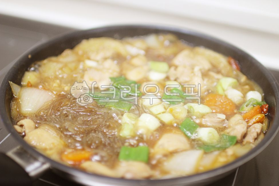 찜,찜요리,닭찜,찜닭,간장찜닭,간장찜닭요리,닭요리,닭고기,고기,당면,국물,국물요리,전골,닭고기전골,food,음식,meal,식사