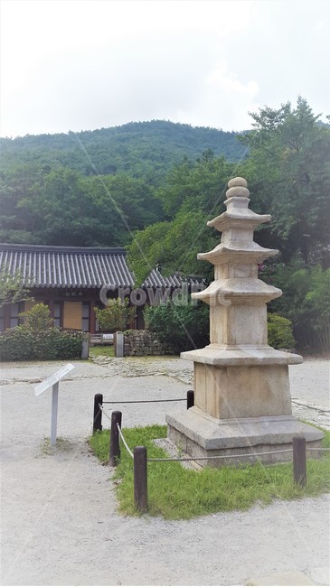 탑,내소사,석탑,삼층석탑,부안,고려시대,한국전통문화,휴식,한국자연풍경,식물,힐링,평안,풍경,자연풍경,느낌,자연,nature,koreantraditional,koreanculture,한국전통,한국문화,korean traditional,korean culture,조각상,동상,석상,조형물,statue,bronze statue,stone statue,종교,신앙,religion,belief,faith
