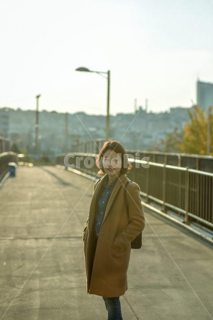 서울,노을,일몰,가을,겨울,만추,코트,모델,인물사진,사람,인물,인간,human,person,얼굴표정,facial expression,face,여성,여자,woman,female,lady
