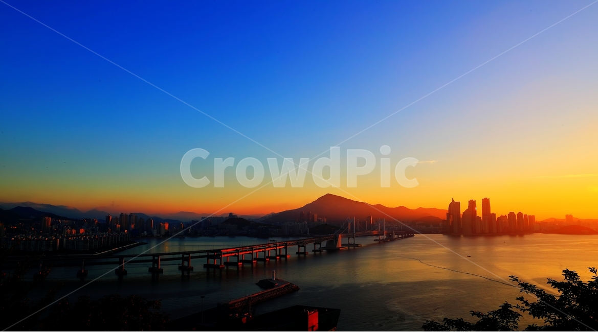해운대,장산,여명,바다,광안대교,새벽,도시,풍경,city,landscape,water,물,waterfront,워터 프론트