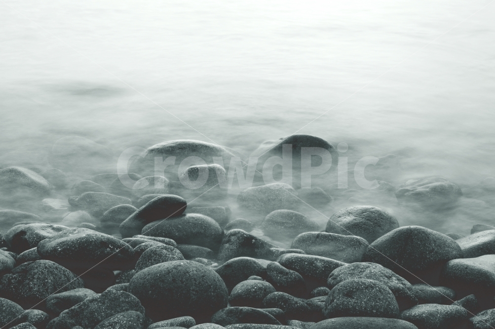 몽돌,바다,일출,남해,물안개,해무,자연,풍경,nature,landscape,흑백,모노톤,monochrome,black and white