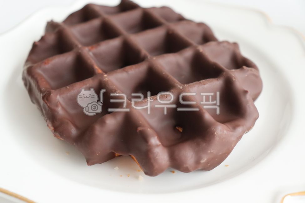 waffle,chocolate waffle,dessert,cafe dessert,dessert,snack,food,brunch,cafe menu,waffle,brunch,bakery