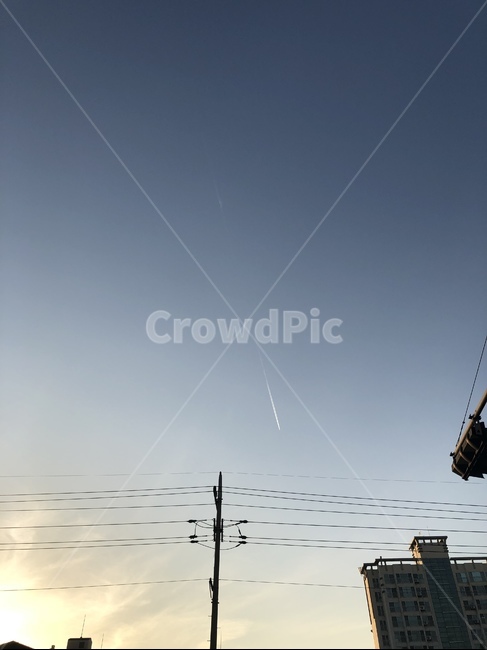 해질녘,초저녁,하늘,예쁜하늘,전신주,전깃줄,노을,감성,감상