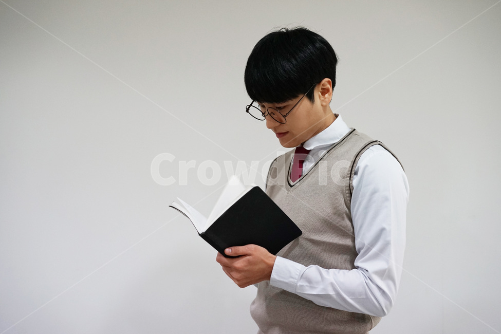 수능,교육,학생,교복,시험,강의,수업,고등학생,고3,남고생,남자고등학생,남고,수능시험,기말고사,중간고사,모의고사,exam,quiz,test,학업,공부,남자,남학생,사람,인물,인간,human,person,얼굴표정,facialexpression,face,남성,man,male,학교,education,learning,study,schoo,사람,인물,인간,human,person,남성,남자,man,male,교육,학교,공부,education,learning,study,school