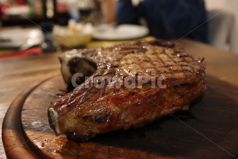 고기,스테이크,유럽스테이크,소고기,티본스테이크,음식,식재료,요리,food,cook,meal,dishes,food reserves,육류,고기,meat
