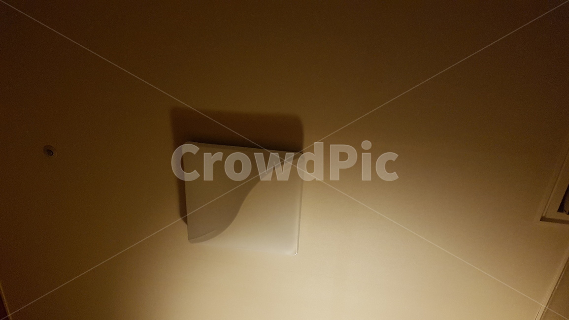 전등,천장,어둠,빛,그림자