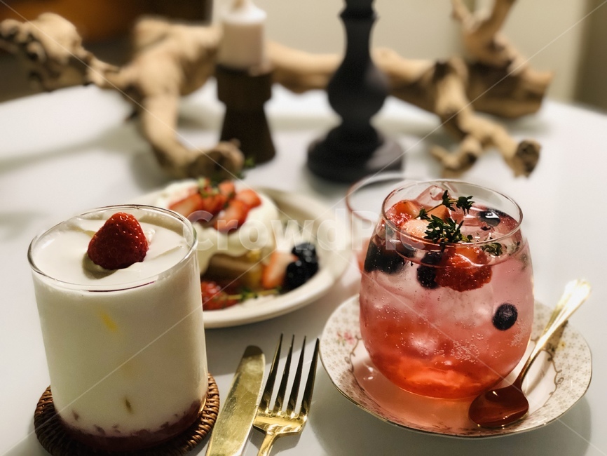 딸기,디저트,음식,카페,달달