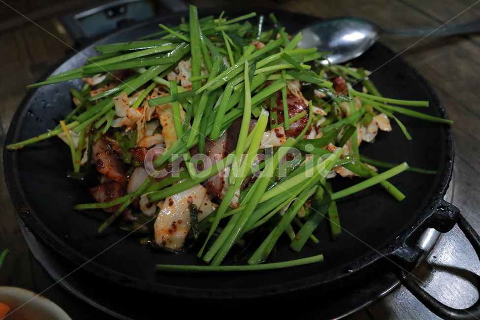 불오징어,부추,볶음밥,음식,요리,식사,food,해물,음식,식재료,요리,food,cook,meal,dishes,food reserves,한식,한국음식,한국요리,korean food,korean dishes,korean meal,korean cook