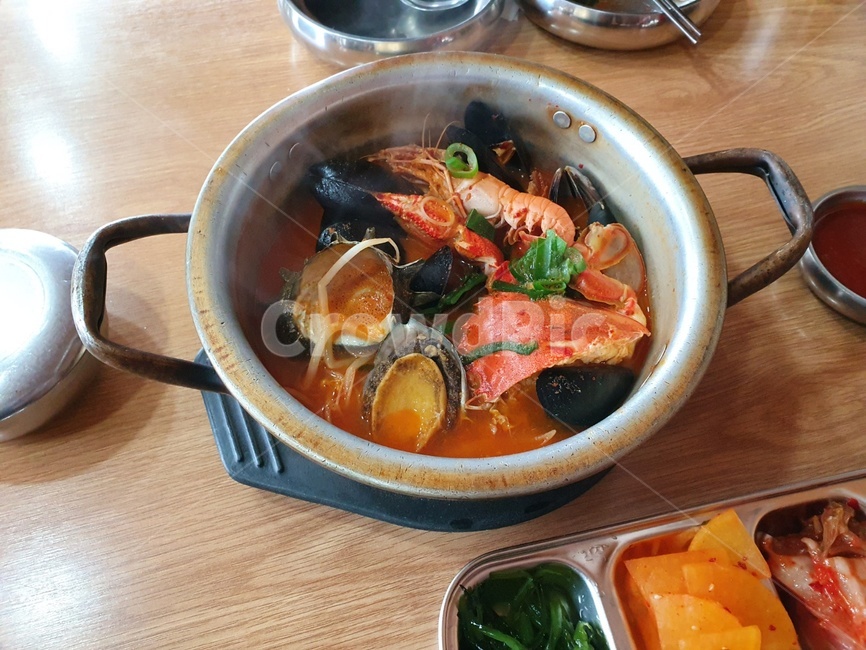 해물라면,제주도,전복,딱새우,소라,조개,홍합,라면,해산물라면,제주라면