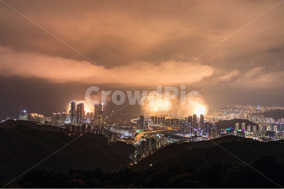 부산불꽃축제,불꽃,축제,불꽃축제,밤풍경,야경,야경,밤,풍경,nightscape,night,landscape,도시,city,한국도시풍경,한국도시경관,korea cityscape,축제,행사,festival,carnival,event,nature,자연,outdoors,옥외
