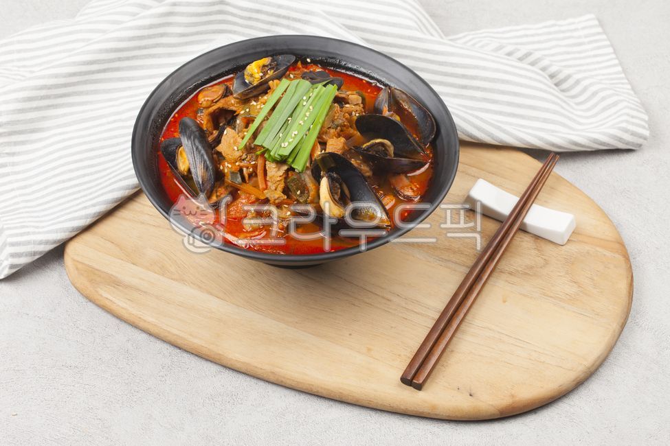 짬뽕,해물짬뽕,중화요리,중식,요리,식사,음식,식재료,면류,면요리