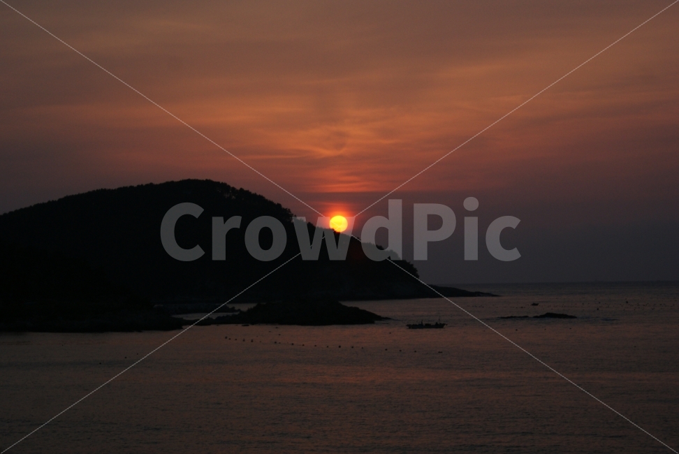 일출,자연풍경,풍경사진,송정,부산,아침,동틀녘,감성사진,바다일출,자연,풍경,nature,landscape,실루엣,그림자,silhouette,shadow,outdoors,옥외,dusk,황혼,dawn,새벽,red sky,붉은 하늘,sky,하늘,sunset,일몰