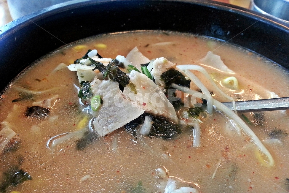 숟가락,고기국밥,음식,식사,meal,food,음식,식재료,요리,food,cook,meal,dishes,food reserves