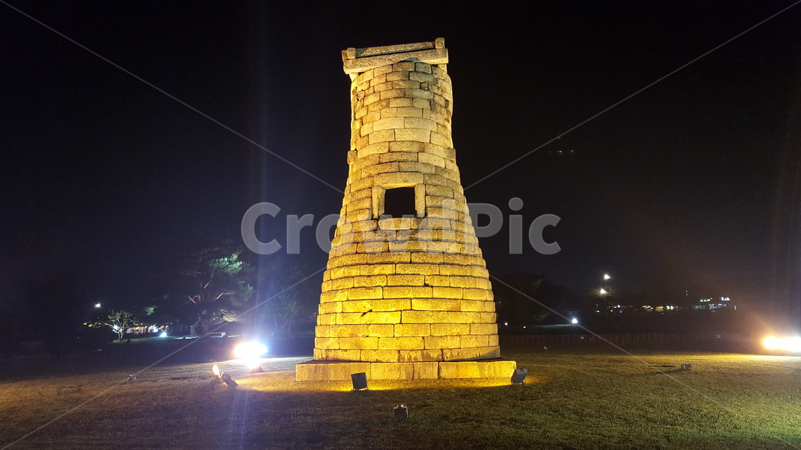 첨성대,경주,문화재,신라,천문,야경,밤,풍경,nightscape,night,landscape,랜드마크,landmark,tourist attraction,한국랜드마크,한국관광지,한국명소,korea landmark,korea tourist attraction