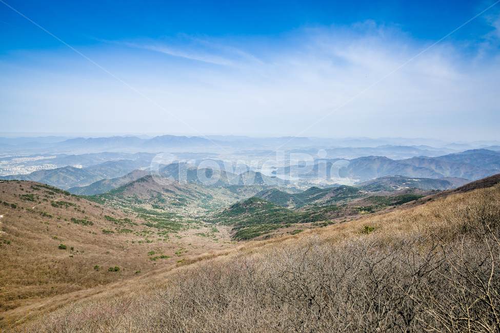 무등산,등산,정상,풍경,파란하늘,산,구름,자연,풍경,nature,landscape,한국자연풍경,한국자연경관,korea nature landscape,outdoors,옥외,hill,언덕