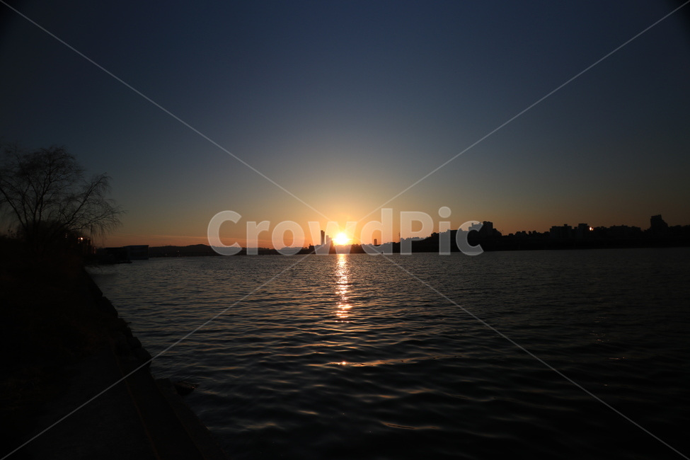 일몰,낙조,석양,한강,sunset,hangang,도시,풍경,city,landscape,실루엣,그림자,silhouette,shadow