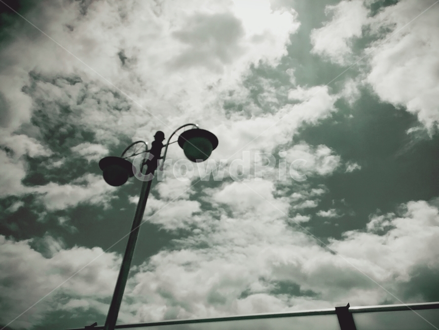 하늘,가로등,sky,햇빛,구름