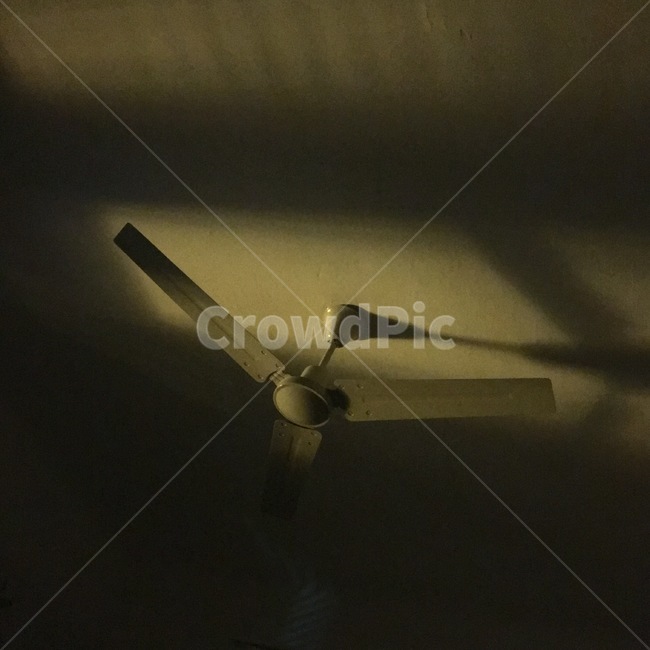 atmosphere,shadow,gloominess,thought,dark room,loneliness,danger,bore,measures,alone,emotion,Danger,depressed,depression,operating room,teaser