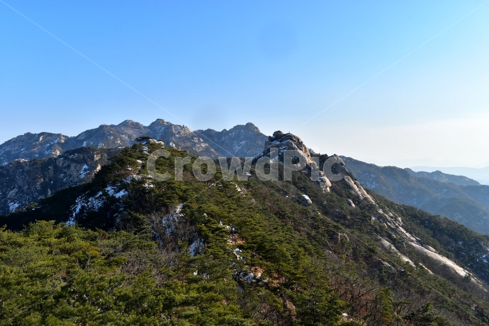 북한산,풍경,자연,국립공원,서울,도심지,명산,겨울,힐링,산행지,국내여행,자연풍경,산사진,Seoul,Korea,National,Park,비경,산행,등산,트레킹,100대명산,기암,바위산,백운대,바위,암봉,암봉우리,족두리봉,향로봉,비봉,자연,풍경,nature,landscape,한국자연풍경,한국자연경관,korea nature landscape,mountain range,산맥,outdoors,옥외,mountain,산,slope,경사,peak,피크
