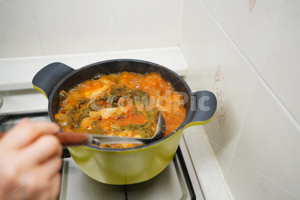 감자탕,한식,음식,식사,먹거리,집밥,국물,국물요리,요리,찌개