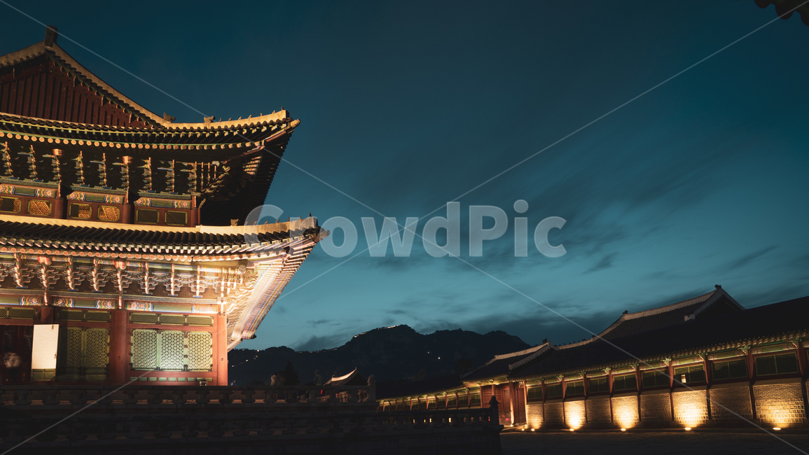 경복궁야경,경복궁,한옥,경복궁야간개장,조선시대,야경,우리나라야경,한옥야경,야경,밤,풍경,nightscape,night,landscape,한국전통,한국문화,korean traditional,korean culture,건축물,건물외관,exterior,building,structure,architecture,construction,건물,pagoda,탑,shrine,신사,worship,예배