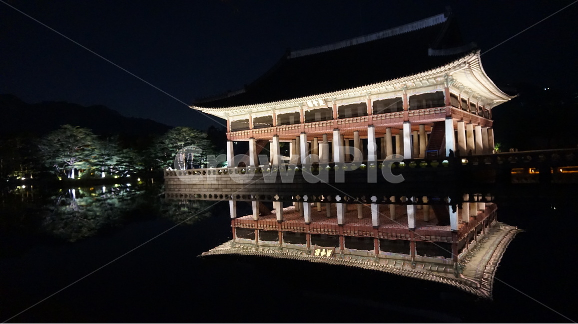 한국,한국전통,전통,경복궁,야간궁,야간경복궁,경복궁석양,아름다운석양,풍경,석양풍경,석양,경회루,야간경회루,야경,밤,풍경,nightscape,night,landscape,한국전통,한국문화,korean traditional,korean culture,랜드마크,landmark,tourist attraction,한국랜드마크,한국관광지,한국명소,korea landmark,korea tourist attraction