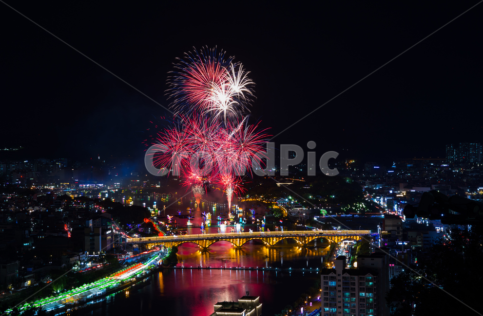진주,진주유등축제,유등축제,불꽃놀이,야경,남강,폭죽,풍경,야경,밤,풍경,nightscape,night,landscape,도시,city,한국도시풍경,한국도시경관,korea cityscape,축제,행사,festival,carnival,event