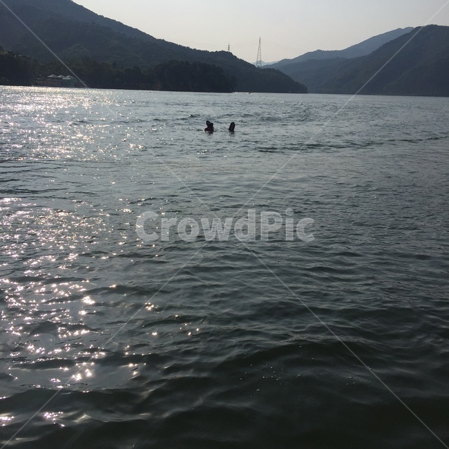 강,산,river,mountain,수상스키,waterski,자연,풍경,nature,landscape,jet ski,제트 스키,transportation,교통,vehicle,차량