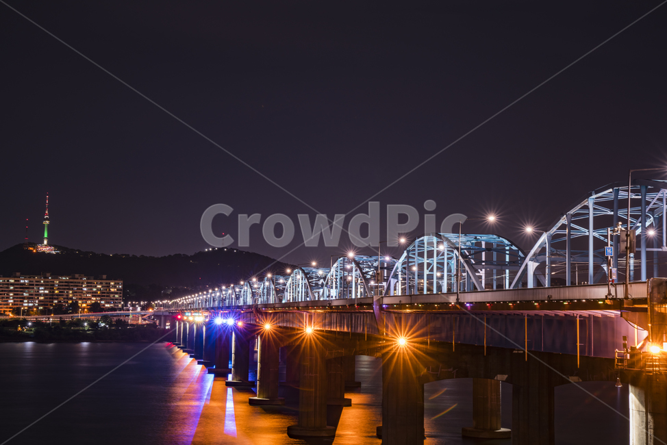 한강,야경,동작대교,한강야경,가을,야경,밤,풍경,nightscape,night,landscape,도시,city,한국도시풍경,한국도시경관,korea cityscape,건축물,건물외관,exterior,building,structure,architecture,construction,water,물,waterfront,워터 프론트,pier,교각,port,포트,dock,독