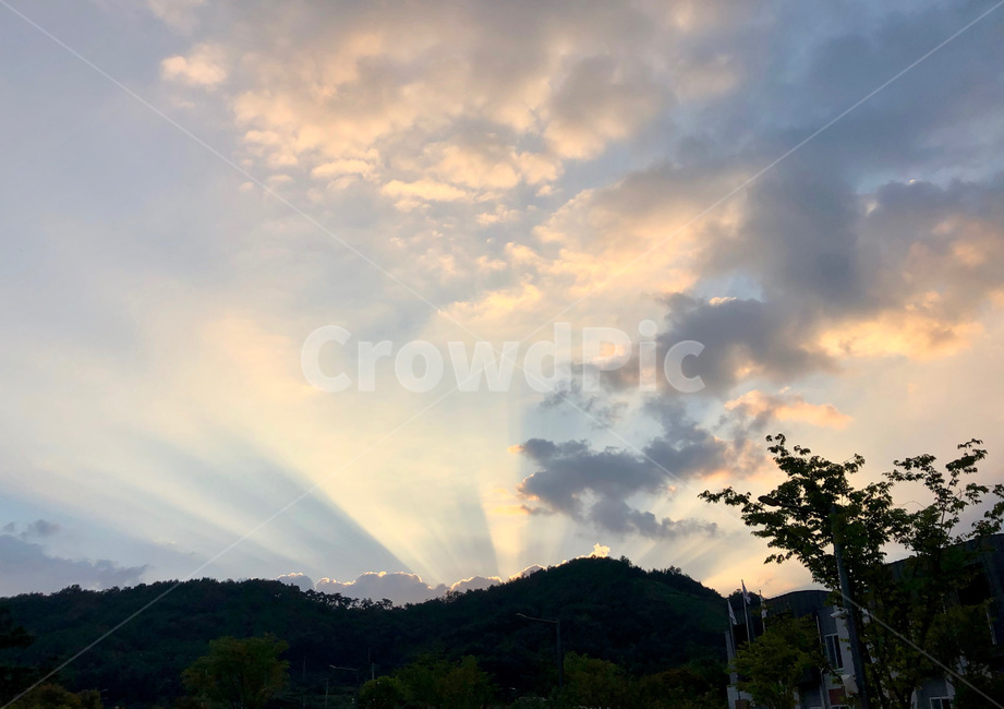 nature,자연,outdoors,옥외,weather,날씨,cloud,구름,sky,하늘,태양,노을,태양빛,sun
