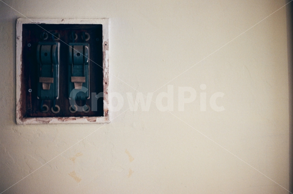 카페,감성,변압기,전류차단기,오래된,필름,니콘,카메라,감성,sensible,feeling,산업,industry,industrial,에너지산업,energy industry,electrical device,전기 장치