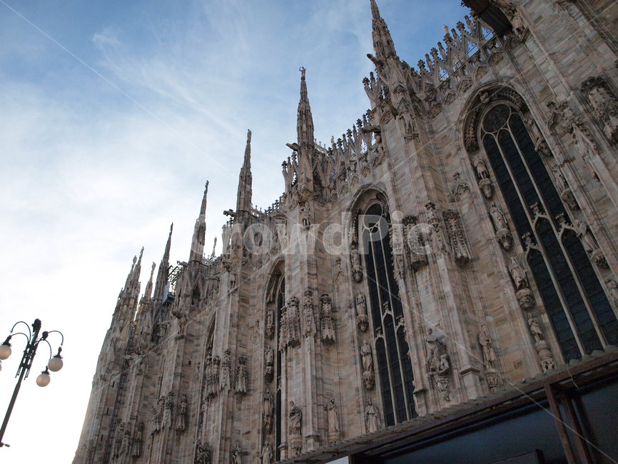 건축물,성당,cathedral,church,건물,architecture,밀라노,milano,두오모,두오모대성당,첨탑,이탈리아
