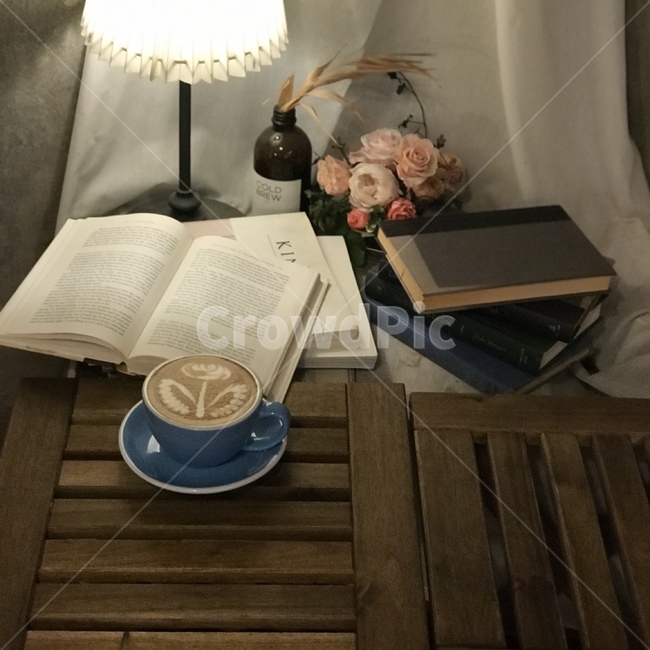라떼아트,라떼아트꽃,라떼아트장미,장미,커피,카페라떼,커피아트,coffee,latteart,coffeeart,latteartrose,rose,cafelatte,음료수,drink,beverage,커피,카페,coffee,cafe