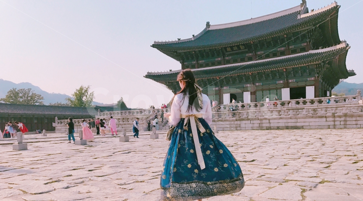 인물,사람,색감,분위기,풍경,사진,힐링,한복,경희궁,패션,고궁,랜드마크,landmark,tourist attraction,한국전통,한국문화,korean traditional,korean culture,한복,한국전통의상,hanbok,korean traditional clothes,사람,인물,인간,human,person,여성,여자,woman,female,lady,연출,컨셉,콘셉,direction,concept