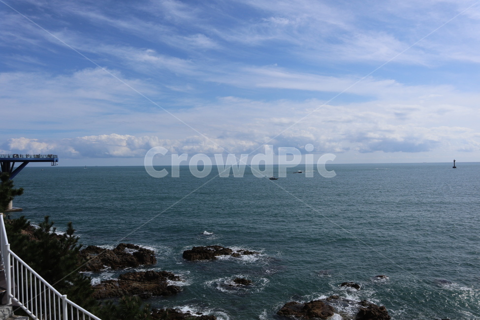바다,sea,ocean,sky,night,nature,자연,cloud,하늘,구름,outdoors,promontory,곶,land,shoreline,해안선,water,물,자연,풍경,nature,landscape,옥외