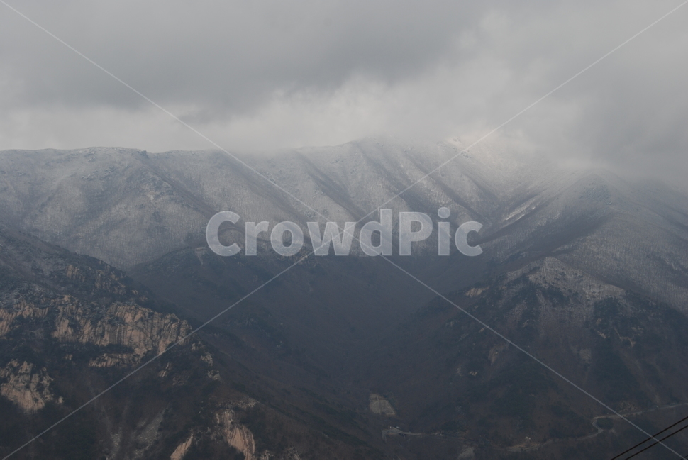 겨울,눈,공원,탐방로,자연,겨울,계절,winter,season,자연,풍경,nature,landscape,한국자연풍경,한국자연경관,korea nature landscape,outdoors,옥외,mountain range,산맥,mountain,산,slope,경사