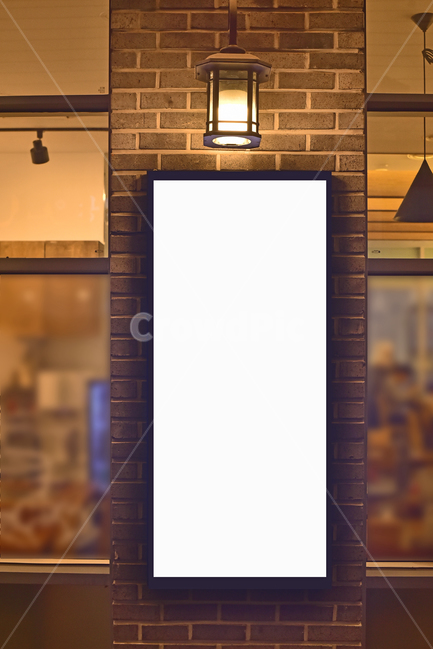 commercial,Store information,electronics,sign,screen,sign board,building,Mockup image,projection screen,emptied,billboard,Nighttime,cafe,light,empty place,background,projectionscreen,frame,signboard,information board,blank,city,outdoor billboard,Electroni