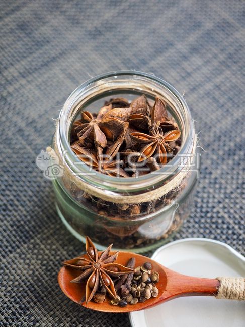 스타아니스홀,향신료,팔각,팔각향,별모양,아니스,인도음식,향기,음식,유기농,요리,요리재료,갈색,중국음식,아시아음식,건조식품,식물,향료,staranisehall,spice,octagon,octagonal,starshape,anise,indianfood,scent,food,organic,cooking,cookingingredients,brown,chinesefood,asianfood,dryfood,plant,spices